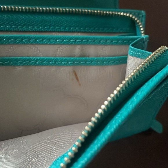 MICHAEL KORS Wallet multi card holder zip change compartment gold hardware - Picture 10 of 14